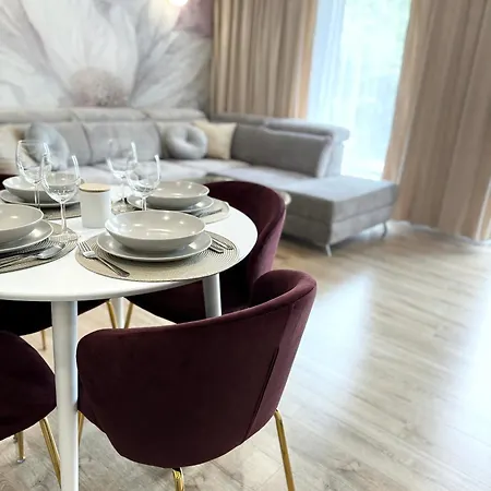 19 Apartment *