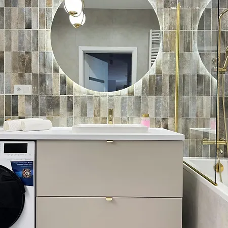 19 Apartment