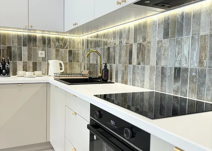 19 Апартаменты *